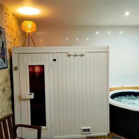 Mas De La Combe Cachee *